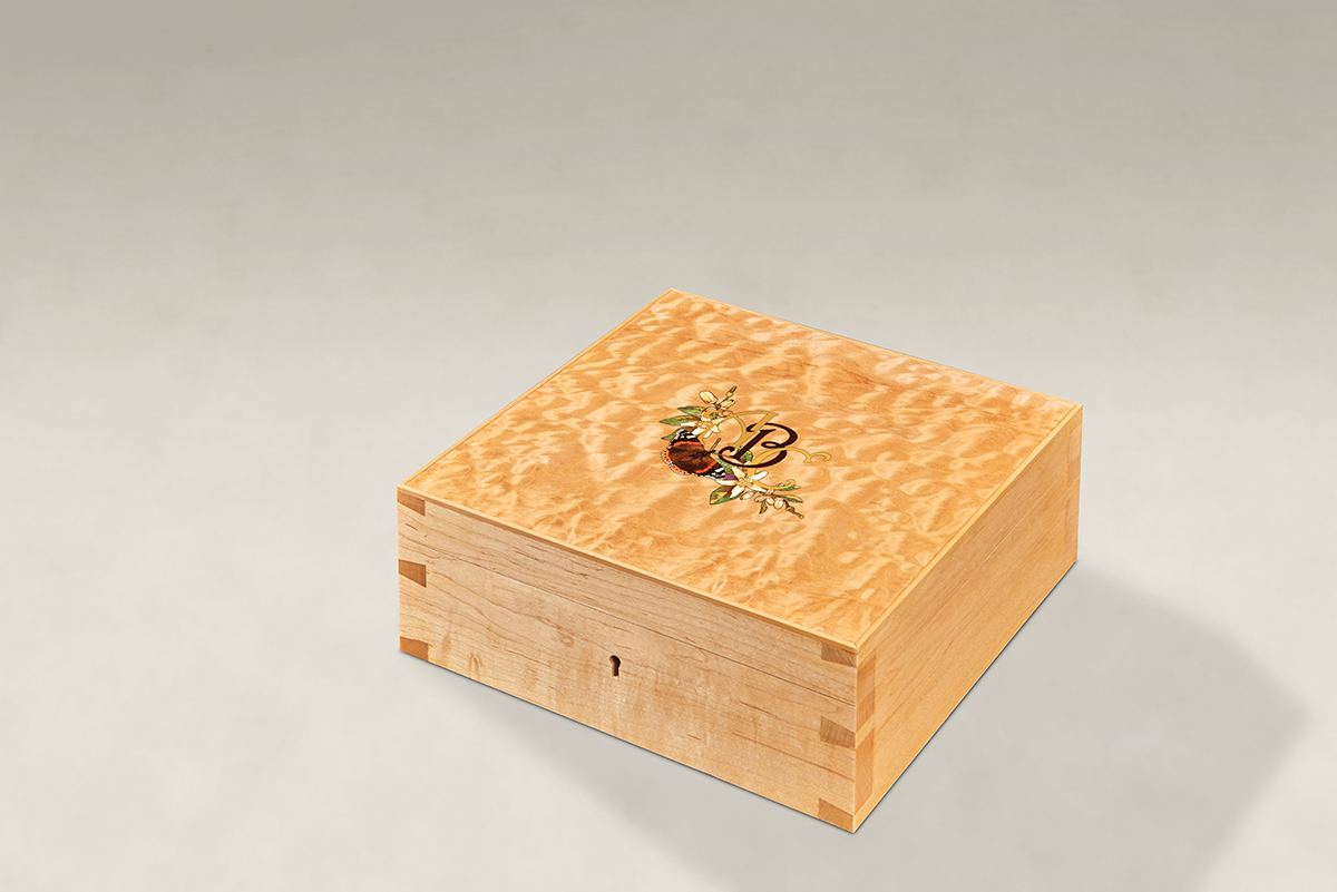 Distinguish Your Quilted Maple Dovetail Memory Boxes - Medium